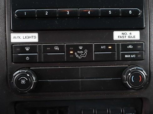 Used 2011 Ford F550 4x4 Crew Cab Super Duty w/ Payload Upgrade Pkg image 24