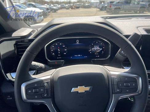 New 2026 Chevrolet Silverado 3500 LTZ w/ LTZ Convenience Package AWD/4WD image 6