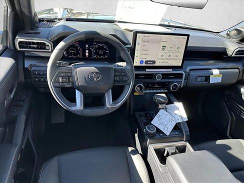 New 2025 Toyota 4Runner Limited image 10