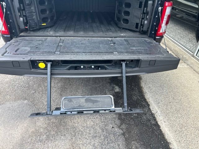 Used 2021 Ford F150 Platinum w/ Equipment Group 701A High AWD/4WD image 12