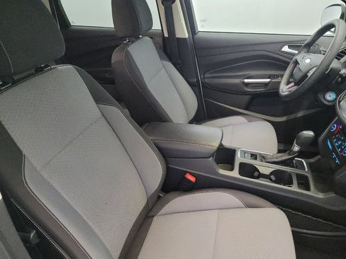 Used 2017 Ford Escape SE w/ Equipment Group 201A image 21