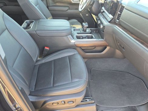 Used 2023 GMC Sierra 1500 SLT w/ SLT Premium Package image 30