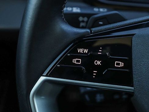 Used 2025 Audi A5 2.0T Premium image 18