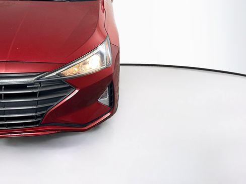 Used 2020 Hyundai Elantra Value Edition FWD image 9