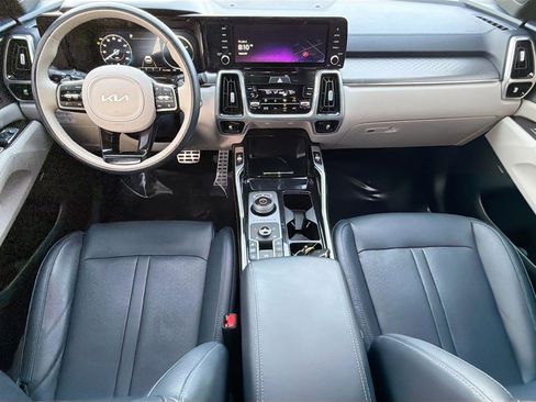 Used 2022 Kia Sorento SX Prestige w/ Panoramic Sunroof Package image 15