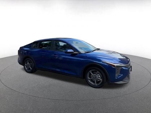 Used 2025 Kia K4 FWD image 2