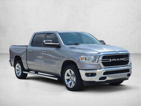 Used 2021 RAM 1500 Big Horn AWD/4WD image 3