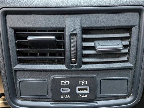 Used 2025 Subaru Forester Premium AWD/4WD image 19