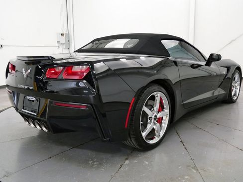 Used 2014 Chevrolet Corvette Stingray Convertible w/ 3LT Preferred Equipment Group RWD image 7