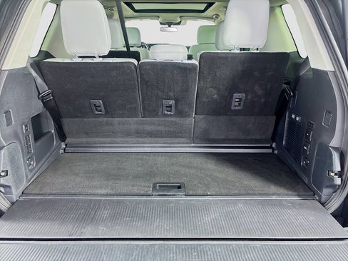 Certified 2025 Ford Expedition Platinum AWD/4WD image 28