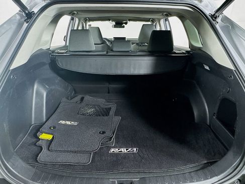 Certified 2021 Toyota RAV4 XLE w/ Convenience Package image 21