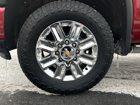 Used 2024 Chevrolet Silverado 2500 High Country w/ High Country Premium Package image 27