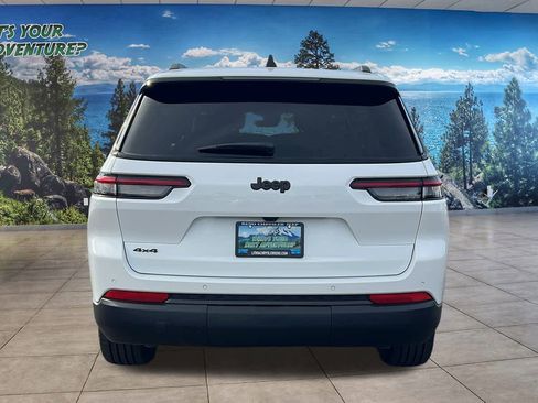 New 2025 Jeep Grand Cherokee L Altitude image 6