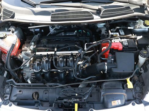Used 2013 Ford Fiesta SE image 46