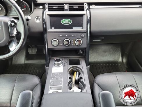 Used 2020 Land Rover Discovery SE AWD/4WD image 22