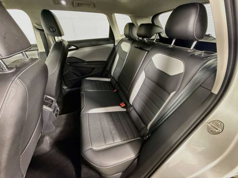 Certified 2023 Volkswagen Taos SEL AWD/4WD image 21