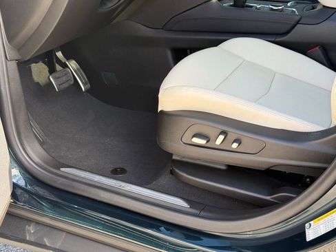 New 2026 Cadillac XT5 Sportv w/ LPO, Onyx Lite Package image 20