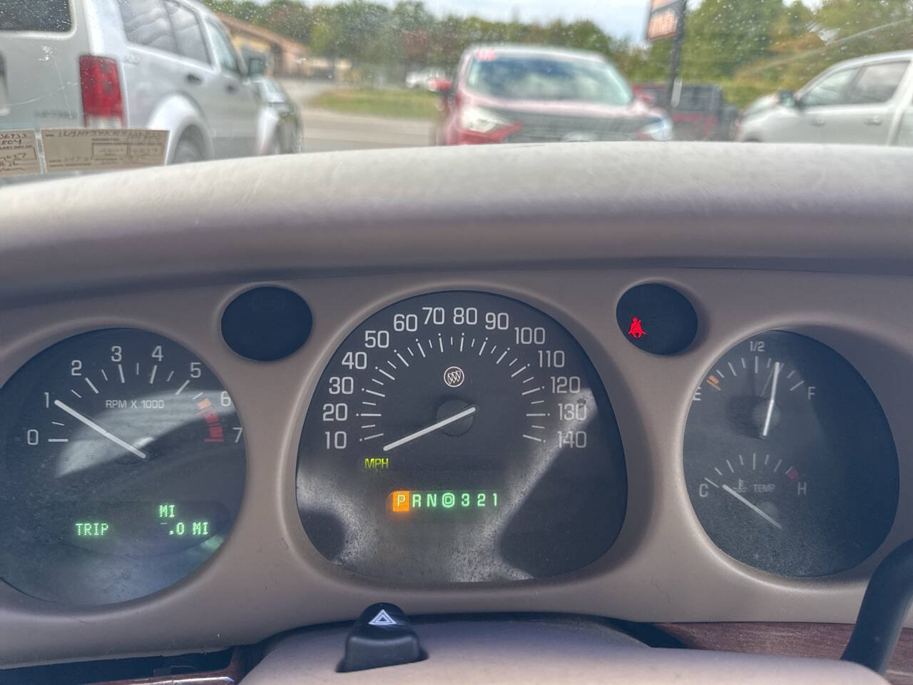 Used 2001 Buick Le Sabre Custom w/ Luxury Pkg FWD image 27