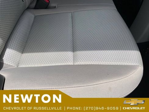 Used 2025 Kia Soul LX w/ LX Technology Package FWD image 29