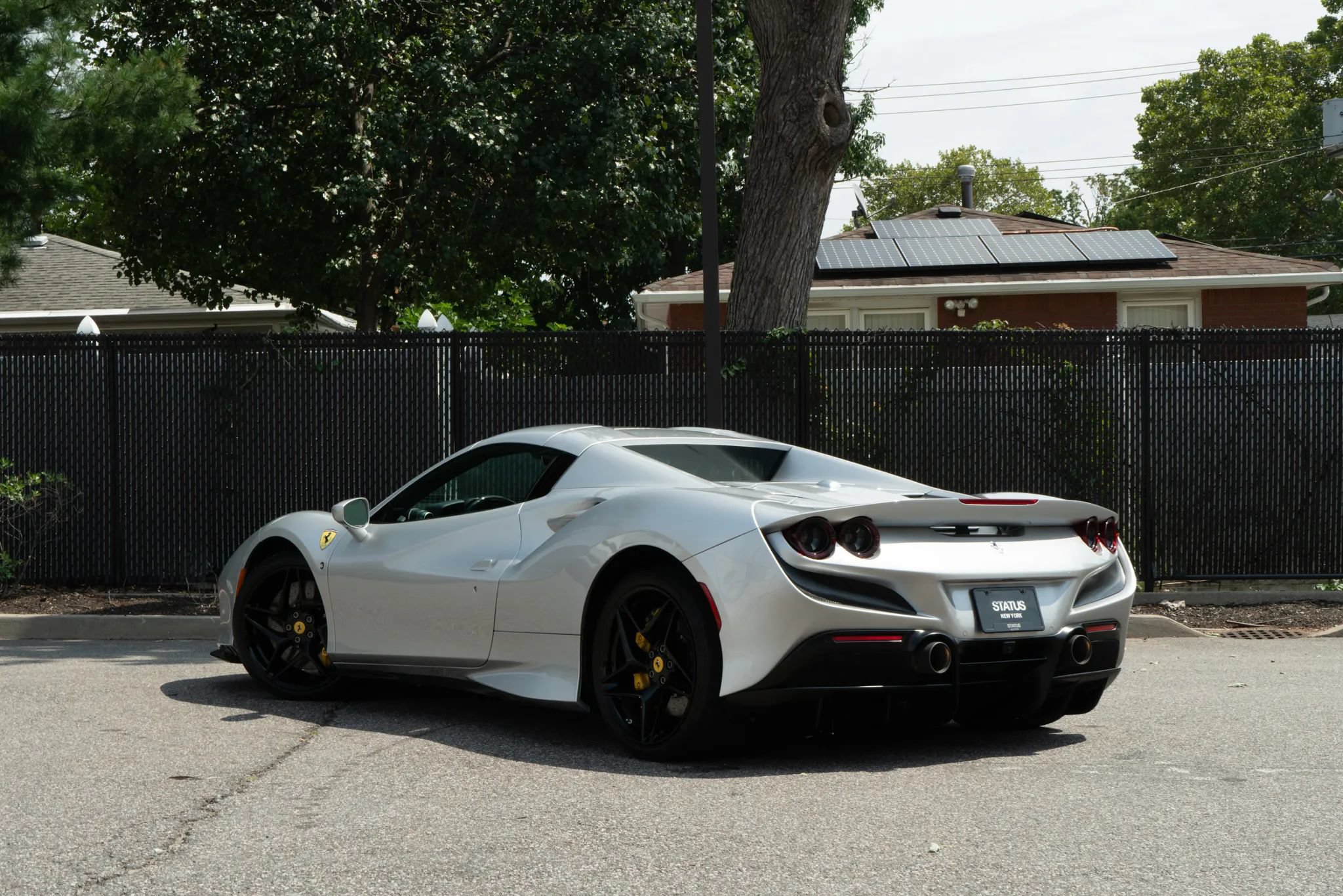 Used 2022 Ferrari F8 Tributo RWD image 15