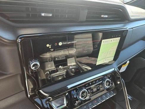 New 2026 GMC Sierra 1500 AT4X AWD/4WD image 17