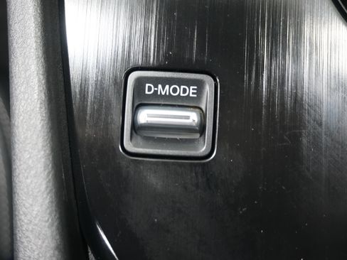 Used 2023 Nissan Rogue SV FWD image 20