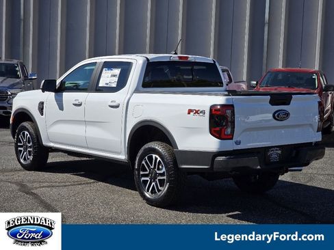 New 2025 Ford Ranger Lariat w/ FX4 Off-Road Package image 2