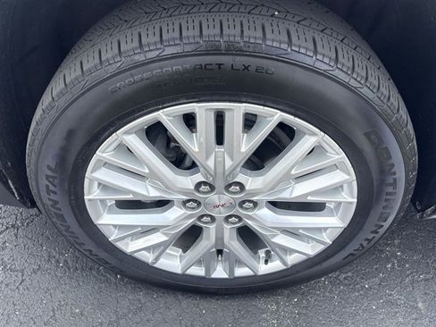 Used 2024 GMC Acadia Elevation w/ LPO, Floor Liner Package FWD image 32