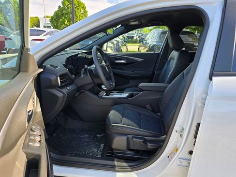 New 2026 Buick Envista Preferred FWD image 14