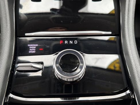 Used 2023 Jeep Grand Cherokee Limited w/ Luxury Tech Group II image 38