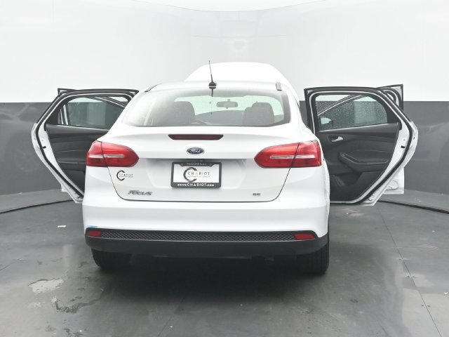 Used 2017 Ford Focus SE FWD image 52