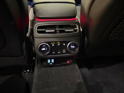 Used 2022 Genesis GV70 3.5T Sport w/ Sport Prestige Package image 27