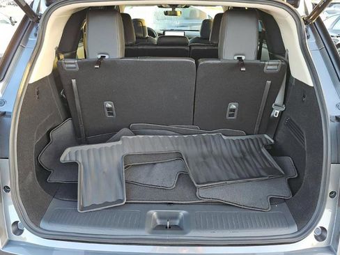 Used 2026 INFINITI QX60 Luxe w/ Cargo Package FWD image 16