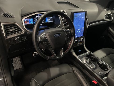 Used 2021 Ford Edge ST-Line w/ Class II Trailer Tow Package AWD/4WD image 13
