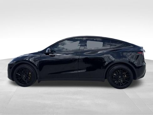 Used 2021 Tesla Model Y Long Range AWD/4WD image 8