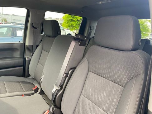 Used 2020 Chevrolet Silverado 1500 Custom w/ Custom Value Package RWD image 20