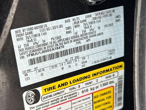 Certified 2025 Ford Expedition Active image 31