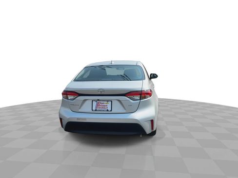 Used 2024 Toyota Corolla LE FWD image 8