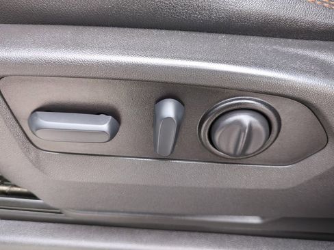 Used 2022 GMC Sierra 1500 AT4 w/ AT4 Premium Package image 18