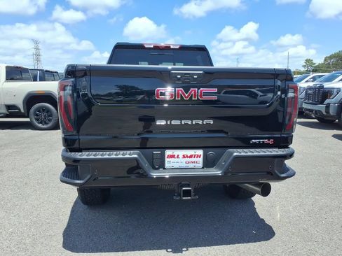 New 2026 GMC Sierra 2500 AT4 w/ Max Trailering Package AWD/4WD image 6