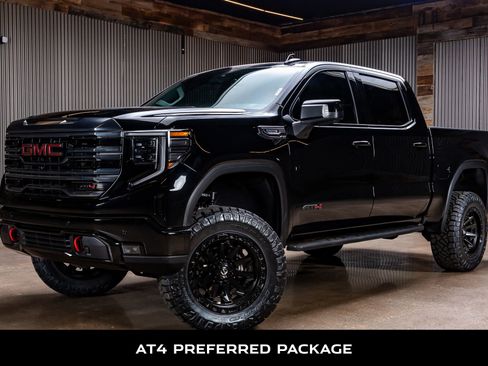 Used 2024 GMC Sierra 1500 AT4 w/ AT4 Preferred Package image 5