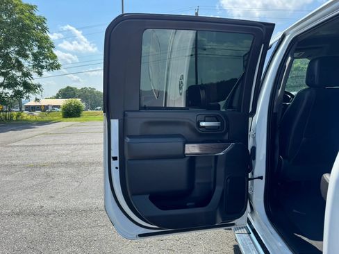 Used 2020 Chevrolet Silverado 2500 LTZ w/ LTZ Premium Package RWD image 36