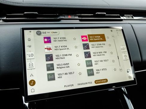 New 2026 Land Rover Range Rover Sport SE AWD/4WD image 33