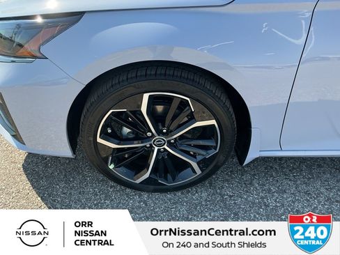 New 2025 Nissan Altima 2.5 SR w/ SR Premium Package image 9