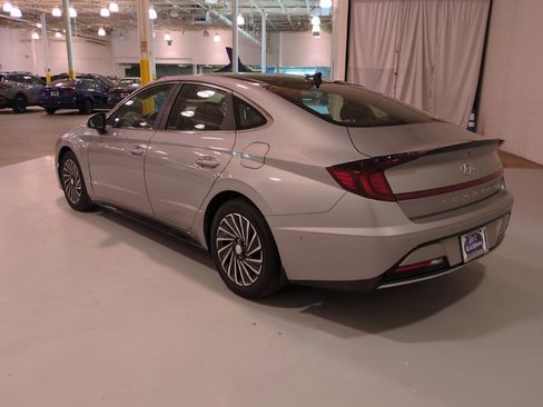 Certified 2023 Hyundai Sonata Limited FWD image 7