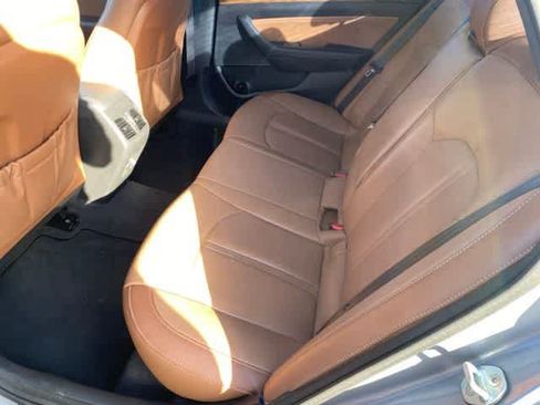 Used 2015 Hyundai Sonata Limited w/ Cargo Package FWD image 3