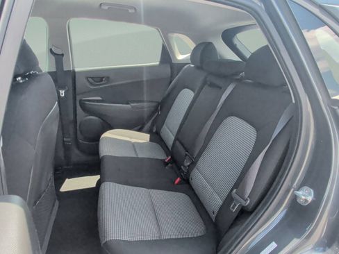 Used 2019 Hyundai Kona SE FWD image 32