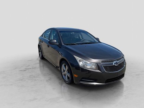 Used 2014 Chevrolet Cruze LT FWD image 8