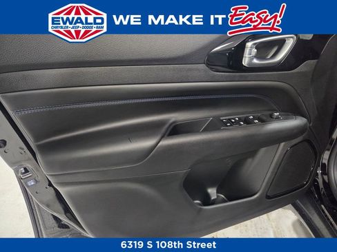 New 2026 Jeep Compass Limited AWD/4WD image 11