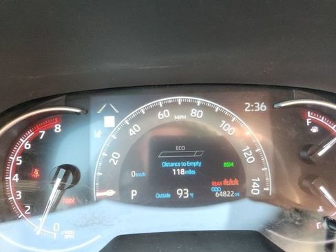 Used 2024 Toyota RAV4 XLE FWD image 34